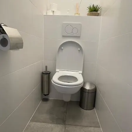 Zeedijk 264 High Season Saturday To Saturday 크노케-하이스트